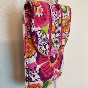 Vera Bradley purse with chain strap